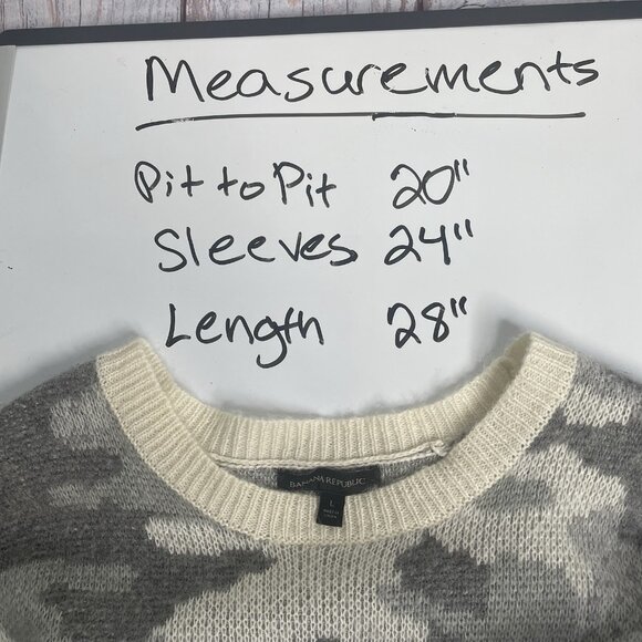 Banana Republic Women's Size L Camo Fuzzy Sweater Wool, Cotton, Mohair Blend - Picture 9 of 10